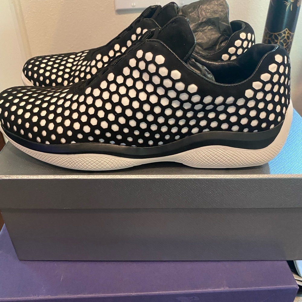 Prada Sneakers Black/white size 8m NWT